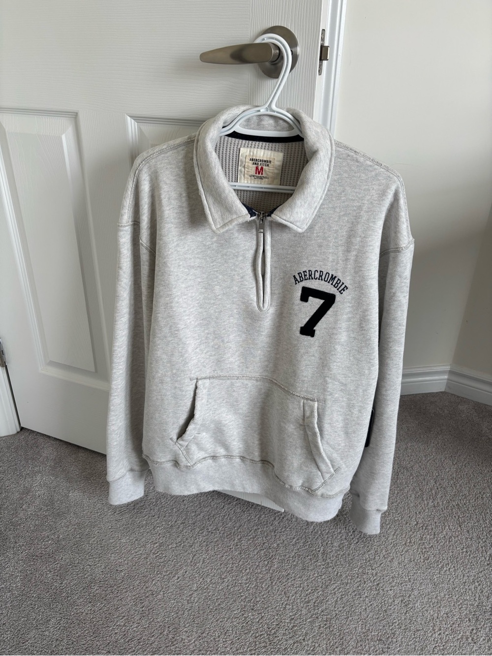 Abercrombie & Fitch Oversized Half-Zip Sweatshirt